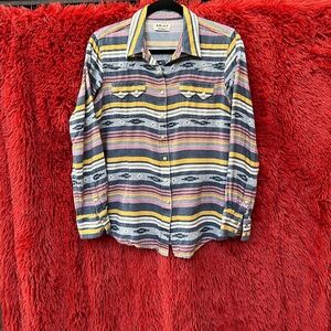 Ariat Women's western shirt snap front